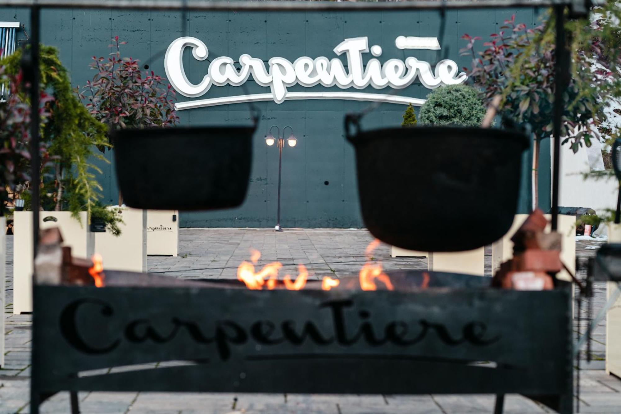 Carpentiere Arena Hotel Rasinari Luaran gambar