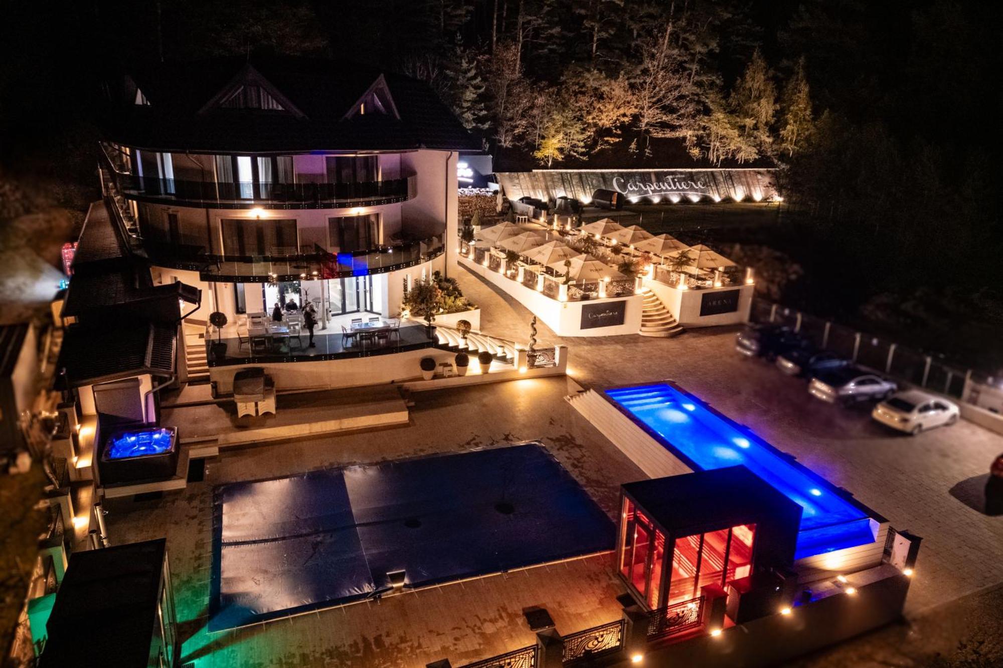 Carpentiere Arena Hotel Rasinari Luaran gambar