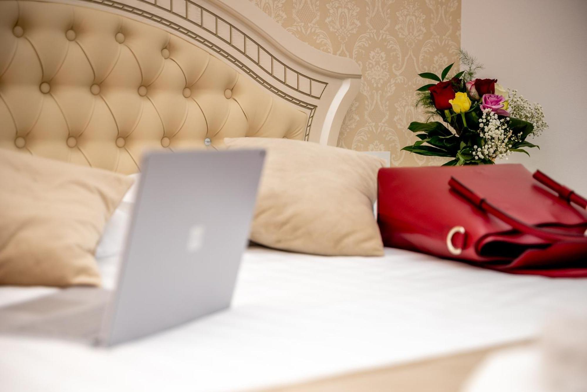 Carpentiere Arena Hotel Rasinari Luaran gambar
